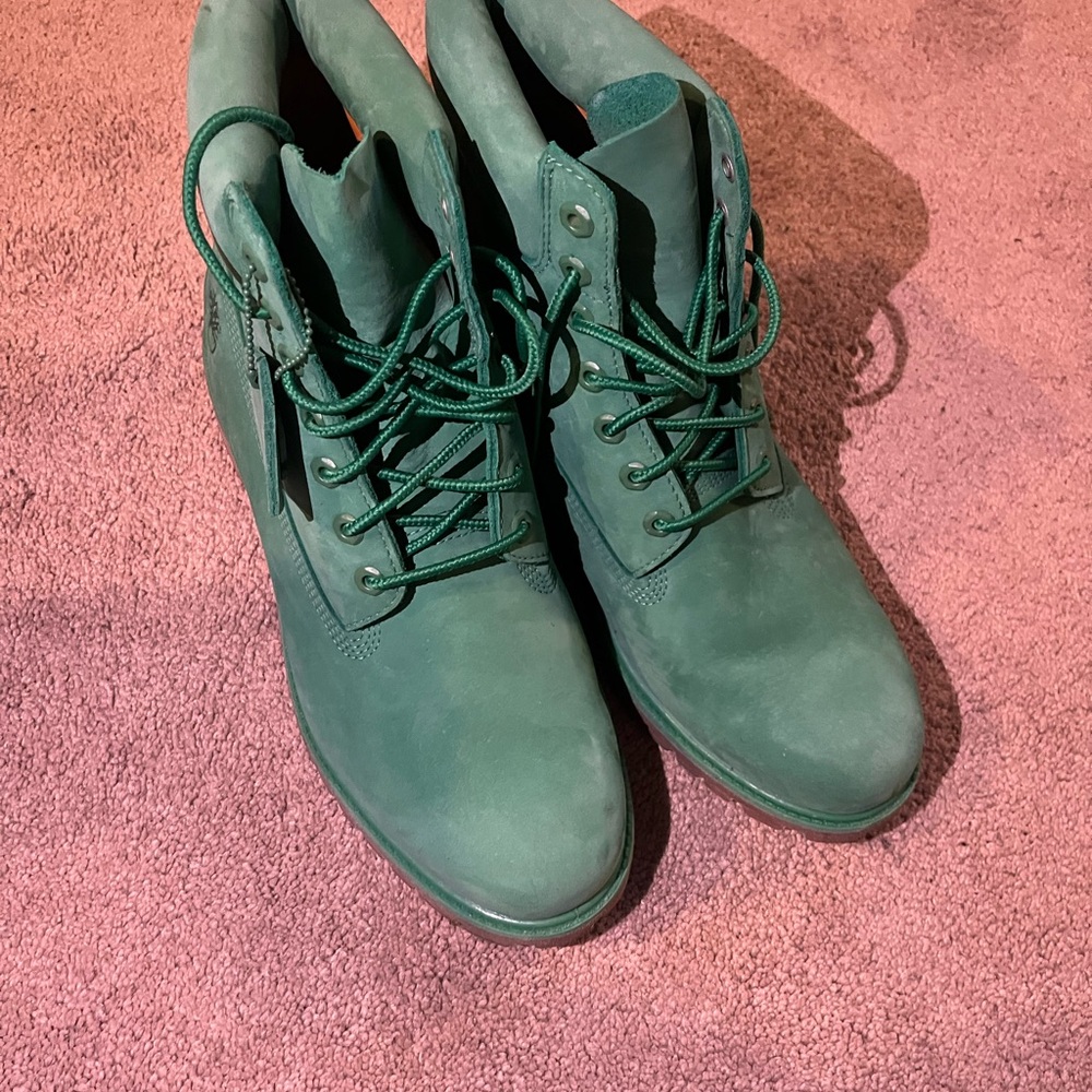 Timberland Green Nubuck Lace-Up Men's Boots - Picture 3 of 12